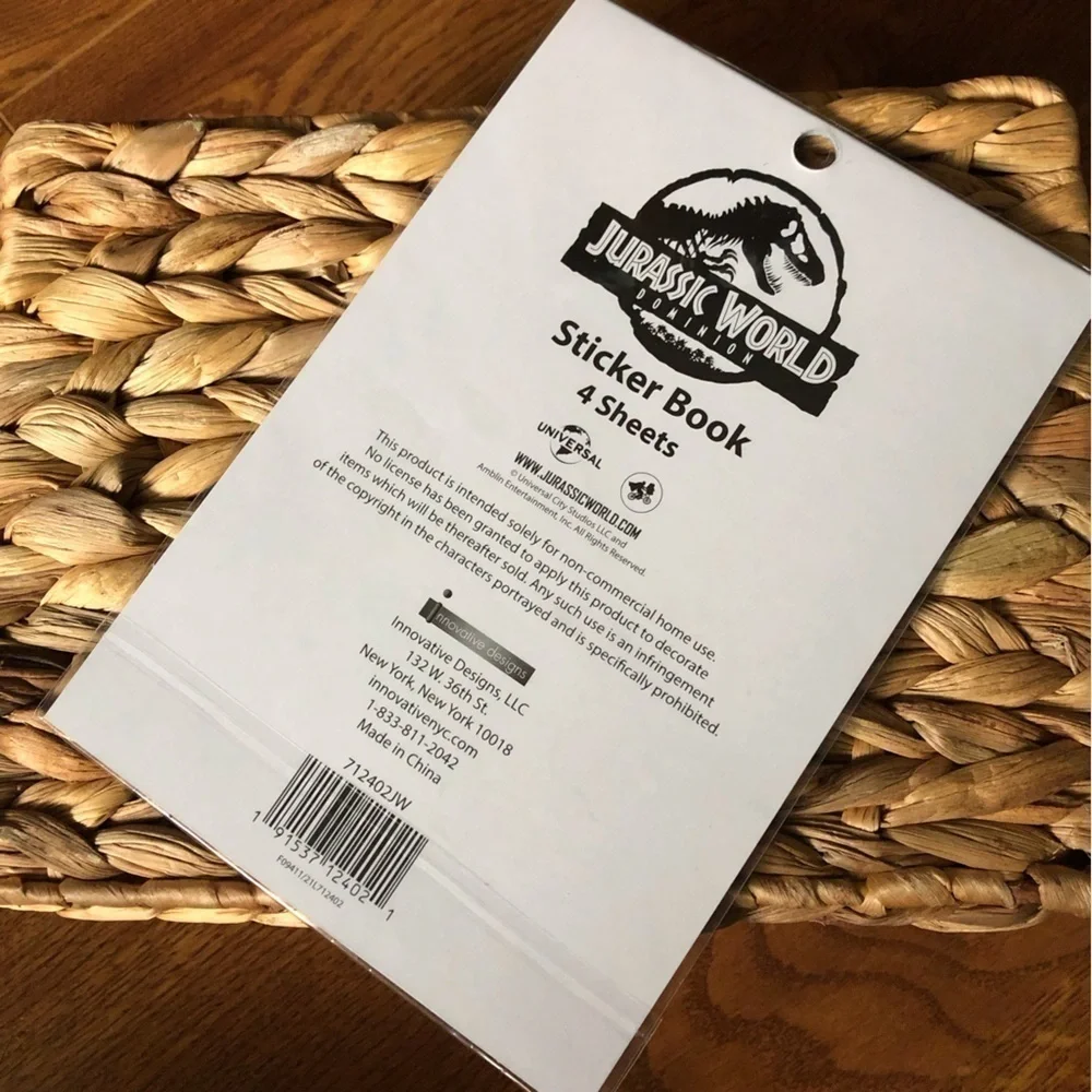 Jurassic World Sticker Book (300ct)